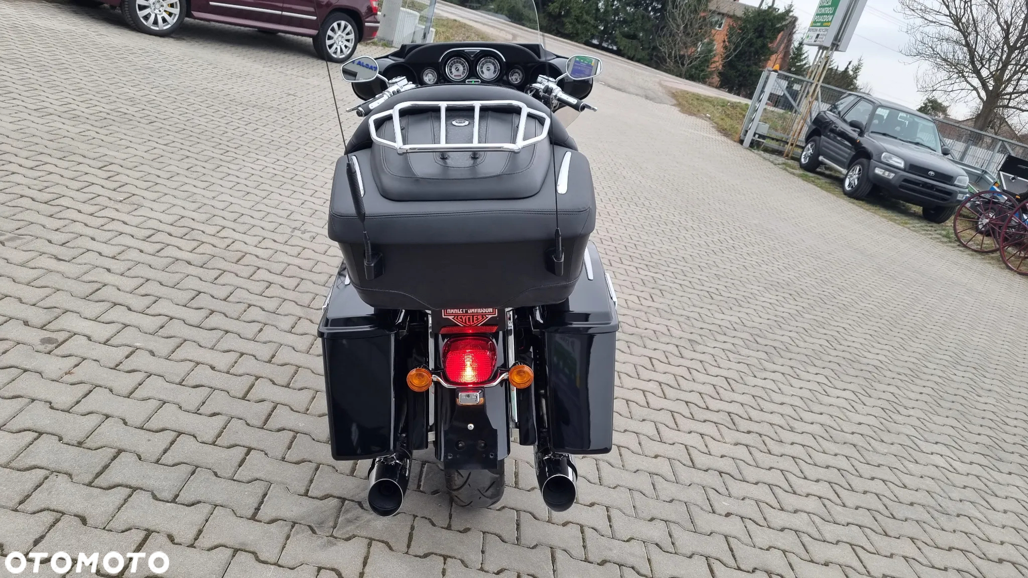 Harley-Davidson FLHTCU Ultra - 3