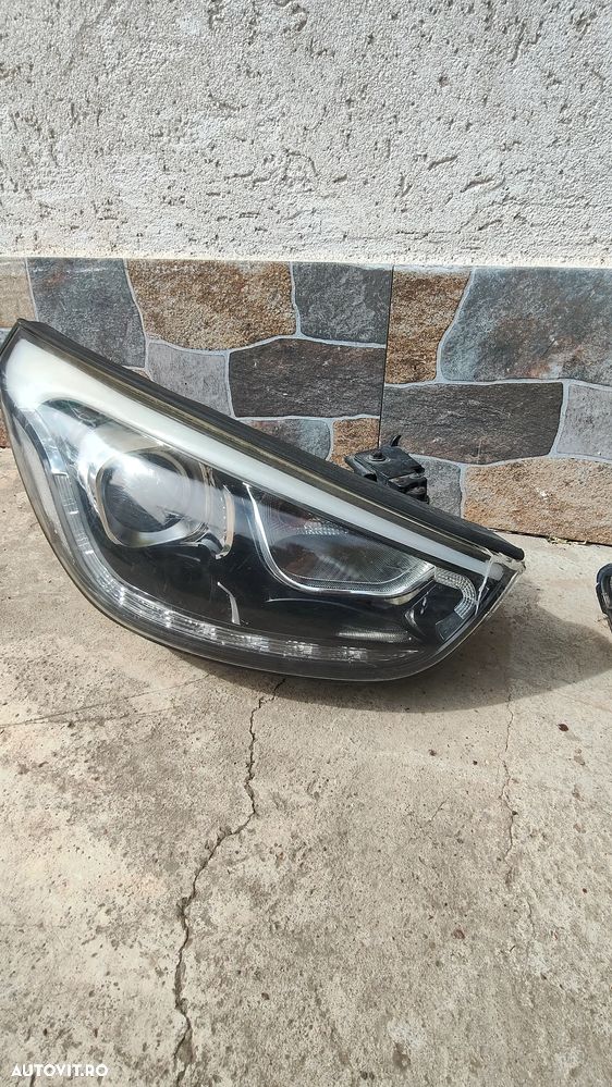 Faruri Hyundai ix35 (2014-2015) - 4