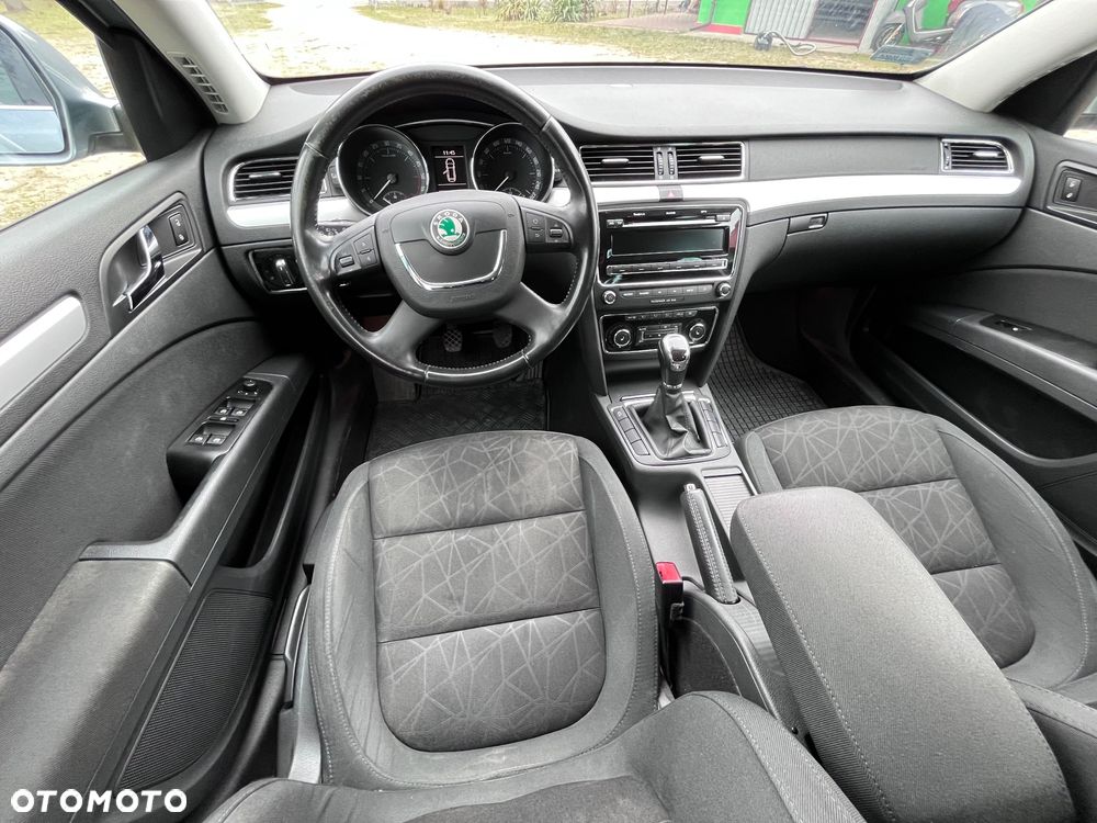 Skoda Superb - 20