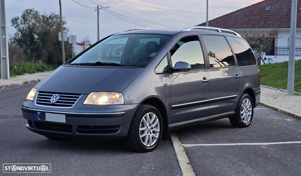 VW Sharan 1.8i T Highline - 2