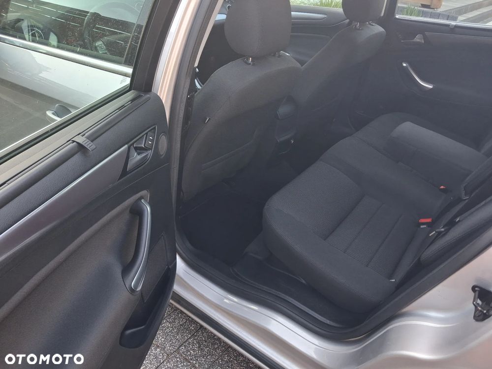 Ford Mondeo 2.0 TDCi Titanium - 18