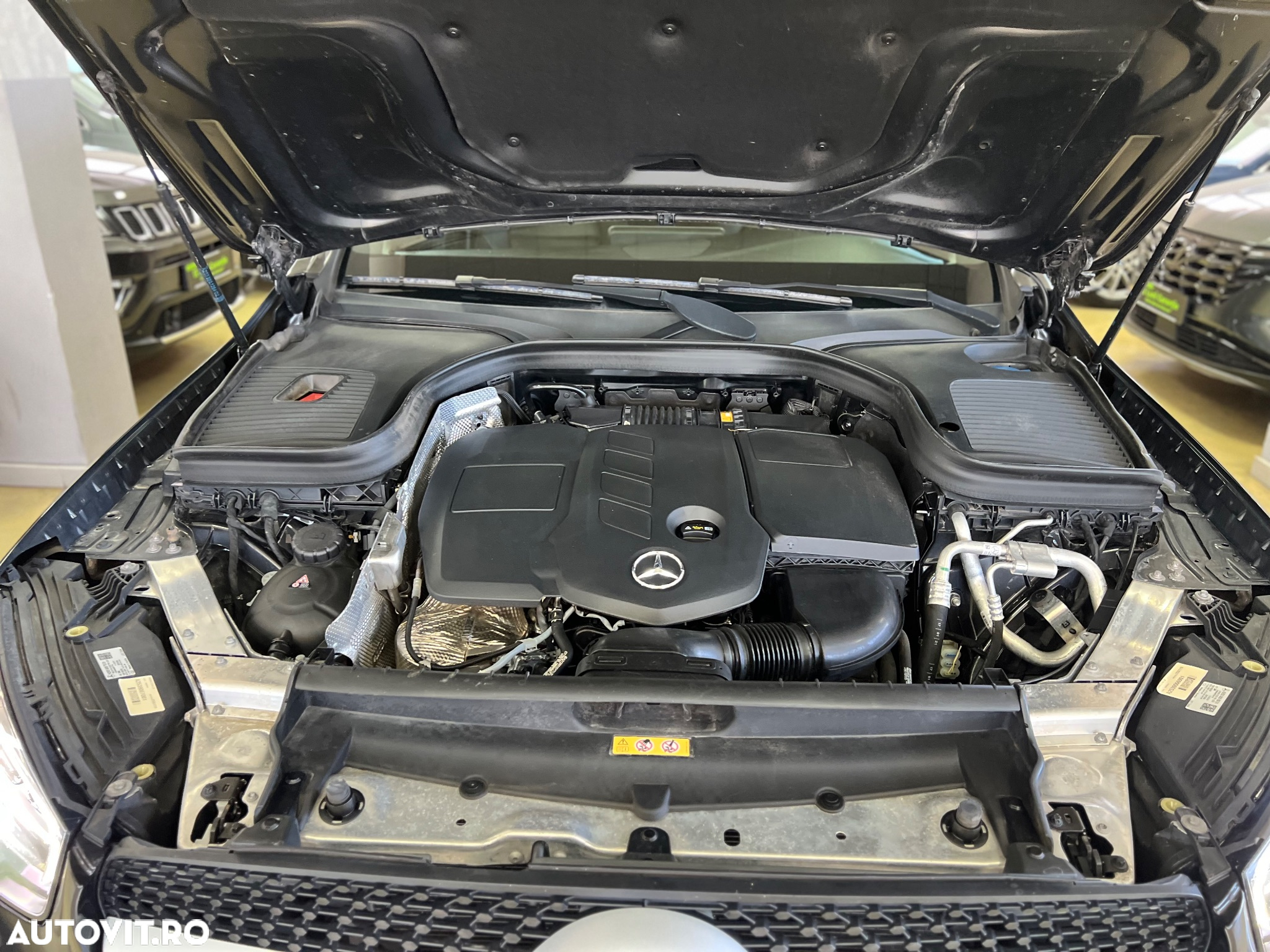 Mercedes-Benz GLC Coupe 200 d 4Matic 9G-TRONIC Exclusive - 34