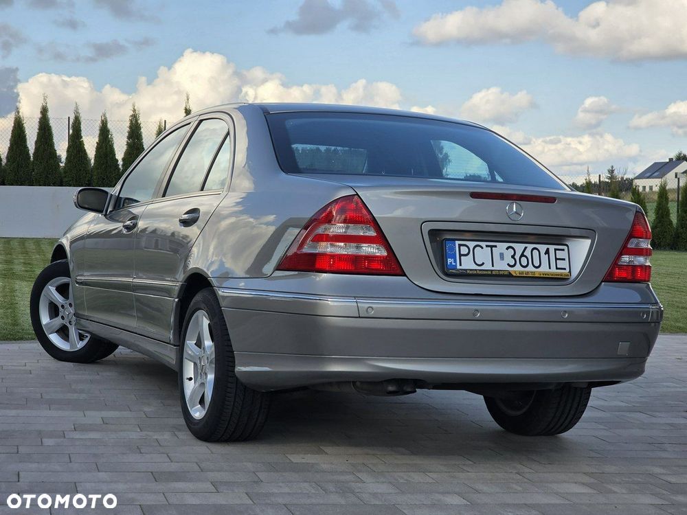 Mercedes-Benz Klasa C - 25