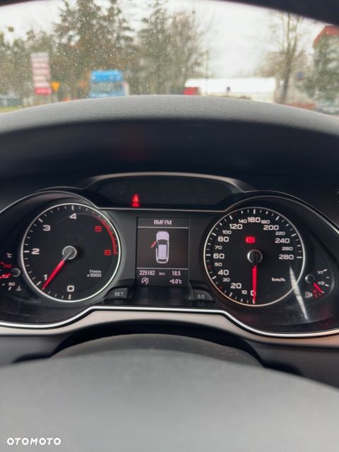 Audi A4 Avant 2.0 TDI DPF Ambiente - 7