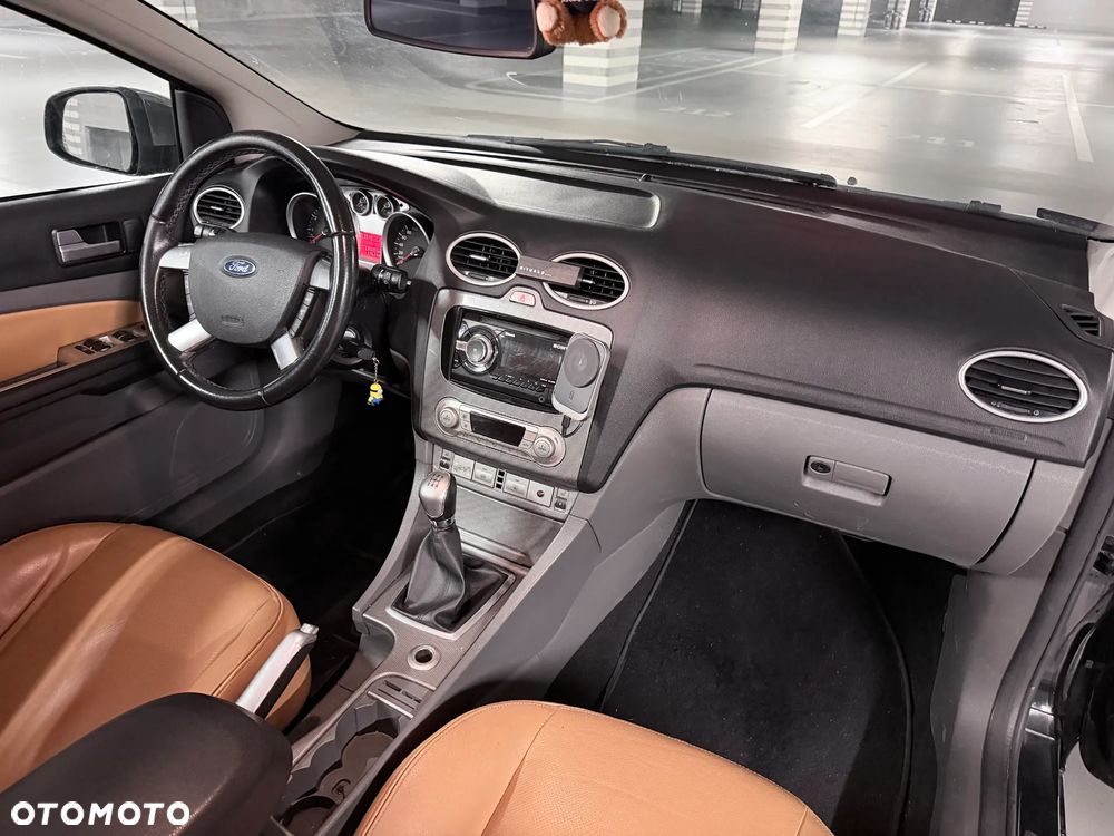Ford Focus 2.0 Titanium - 22