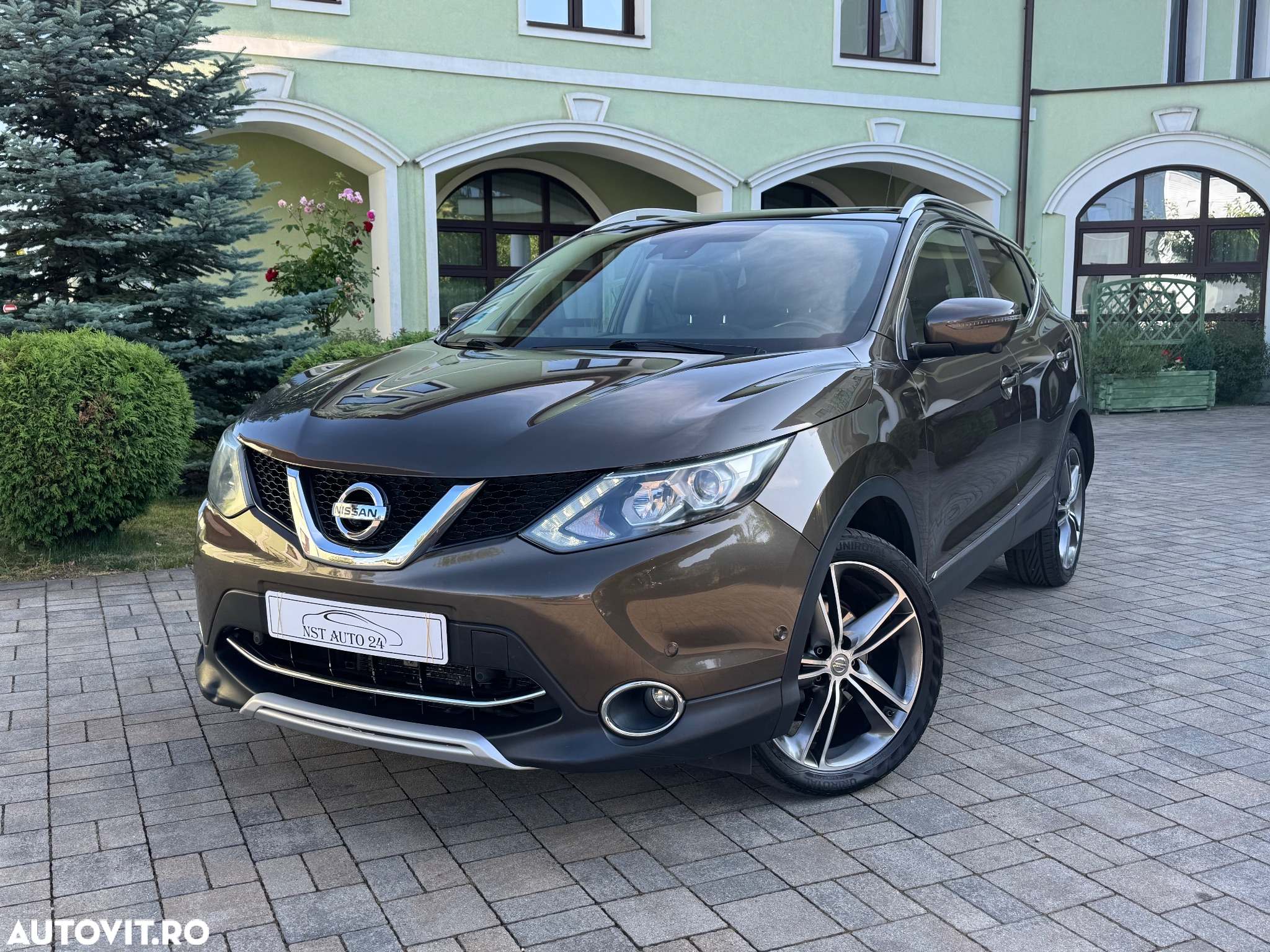 Nissan Qashqai 1.6 DCI Start/Stop X-TRONIC Tekna - 19