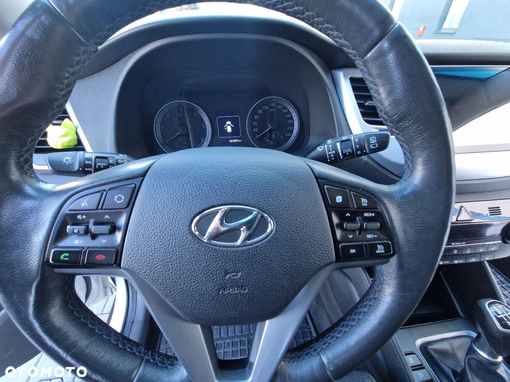Hyundai Tucson - 14