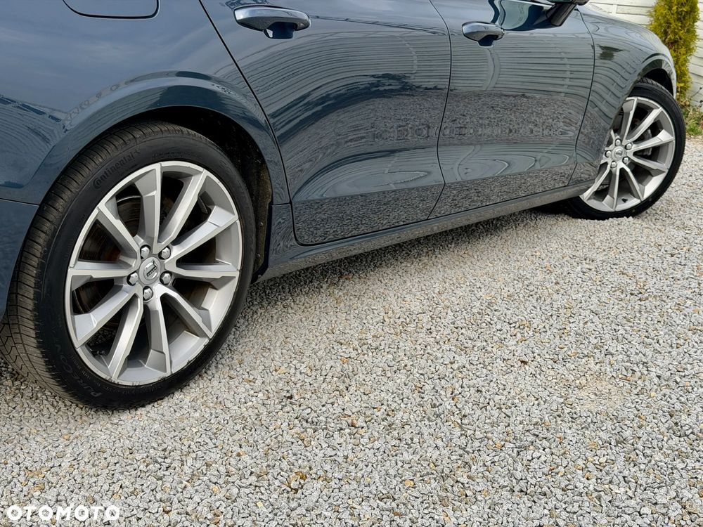 Volvo S60 B5 B AWD Ultimate Dark - 31