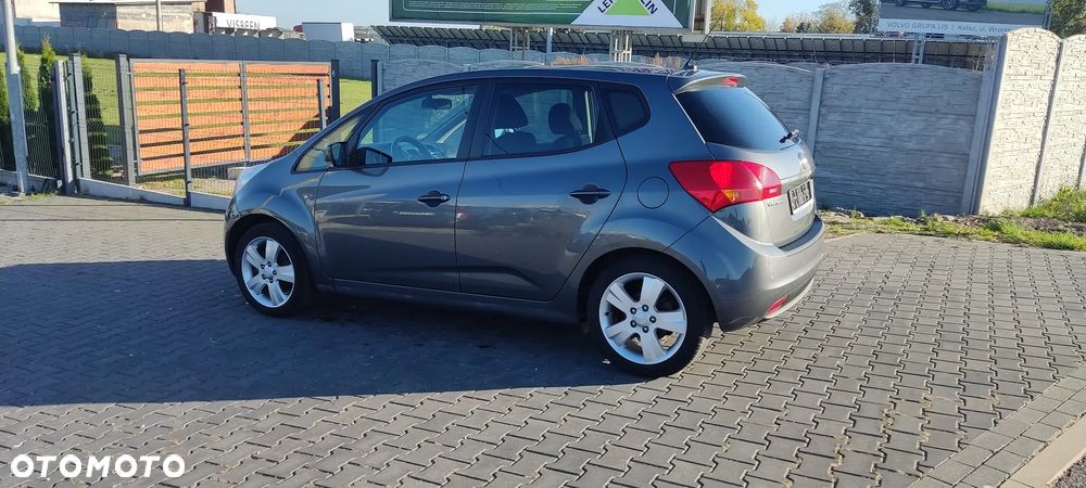 Kia Venga 1.6 CVVT Fifa World Cup Edition - 7