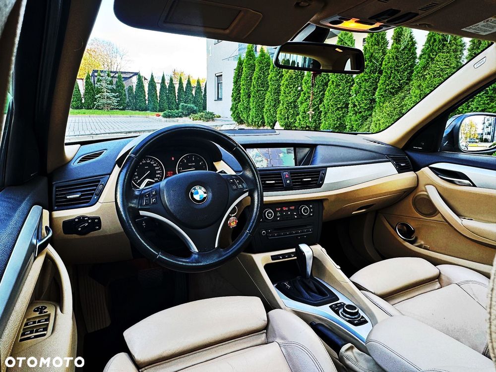 BMW X1 xDrive23d - 26