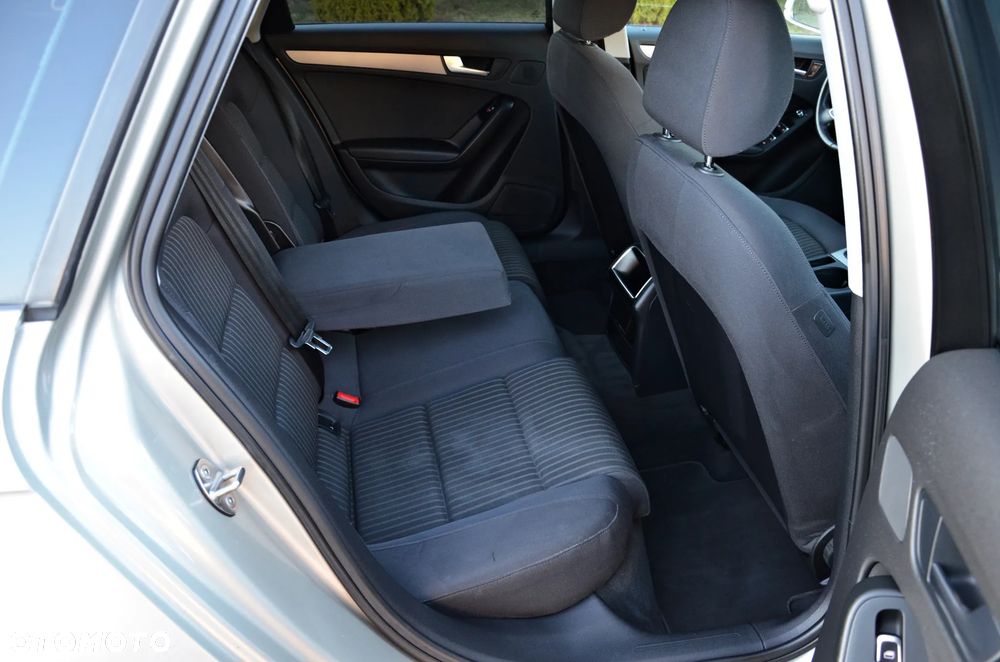 Audi A4 Avant - 33