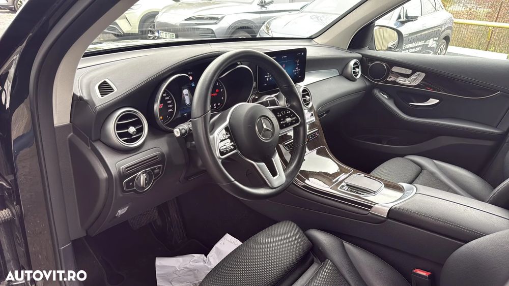 Mercedes-Benz GLC - 9