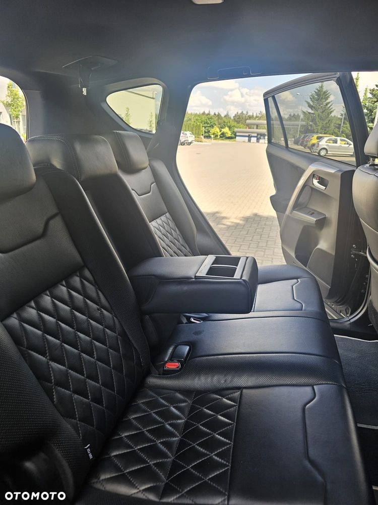 Toyota RAV4 Hybrid Prestige 4x4 - 12