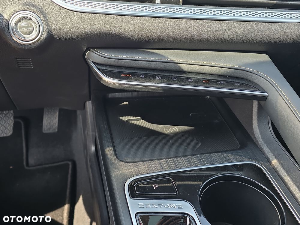 Bestune B70 2.0T Elegance - 19