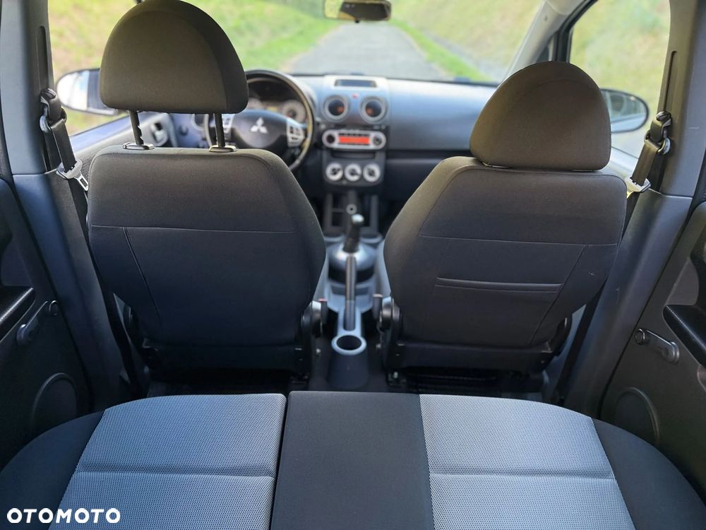 Mitsubishi Colt 1.3 Automatik Invite - 10