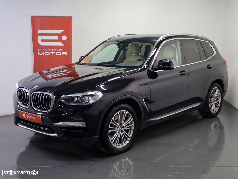 BMW X3 30 e xDrive Line Luxury - 2