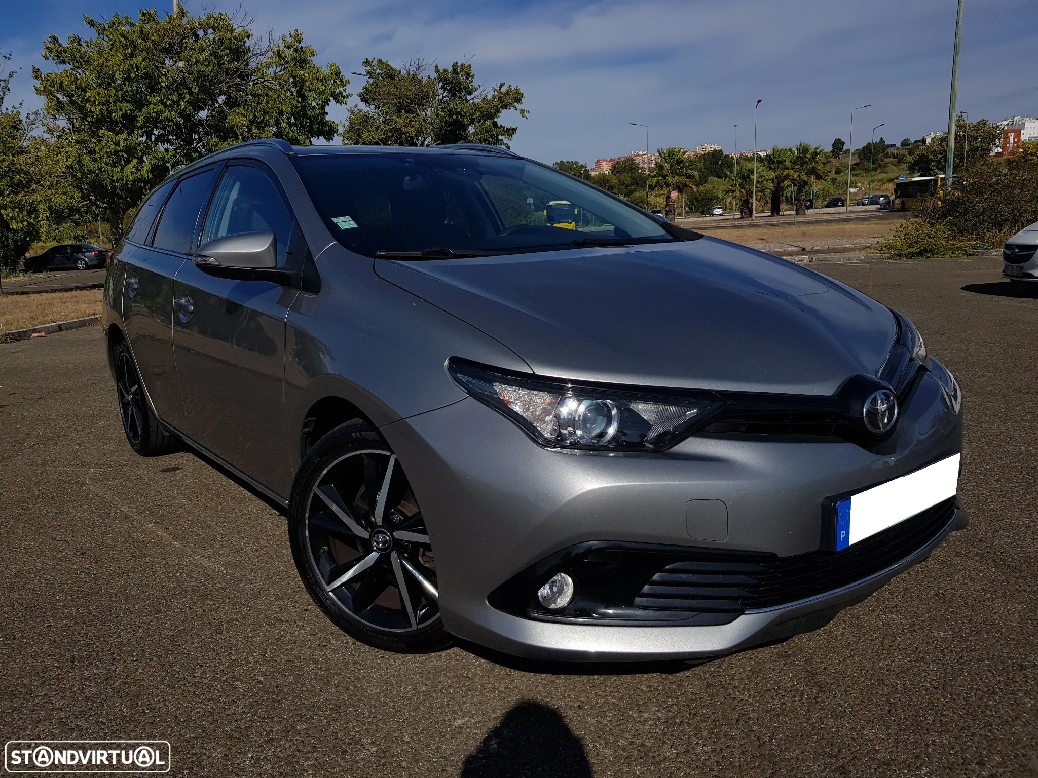 Toyota Auris Touring Sports 1.4 D-4D Comfort+Pack Sport - 4