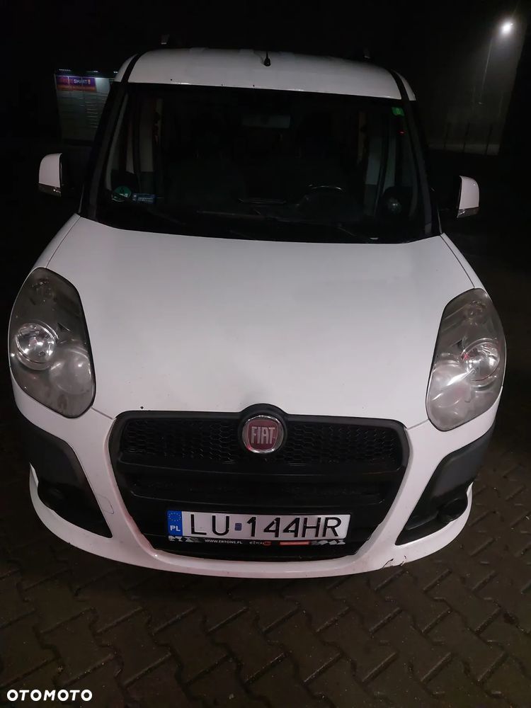 Fiat Doblo 2.0 16V Multijet Emotion - 1