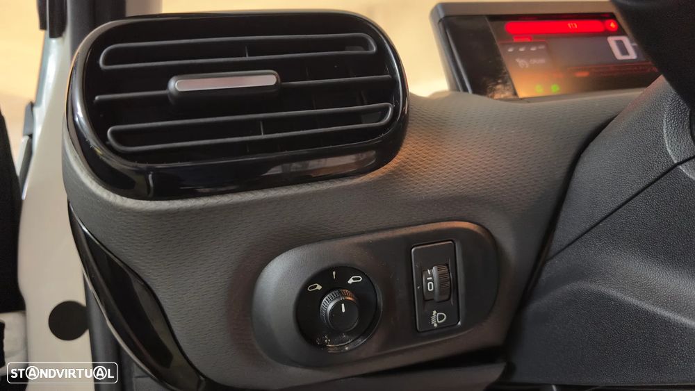 Citroën C4 Cactus 1.2 PureTech Shine - 15