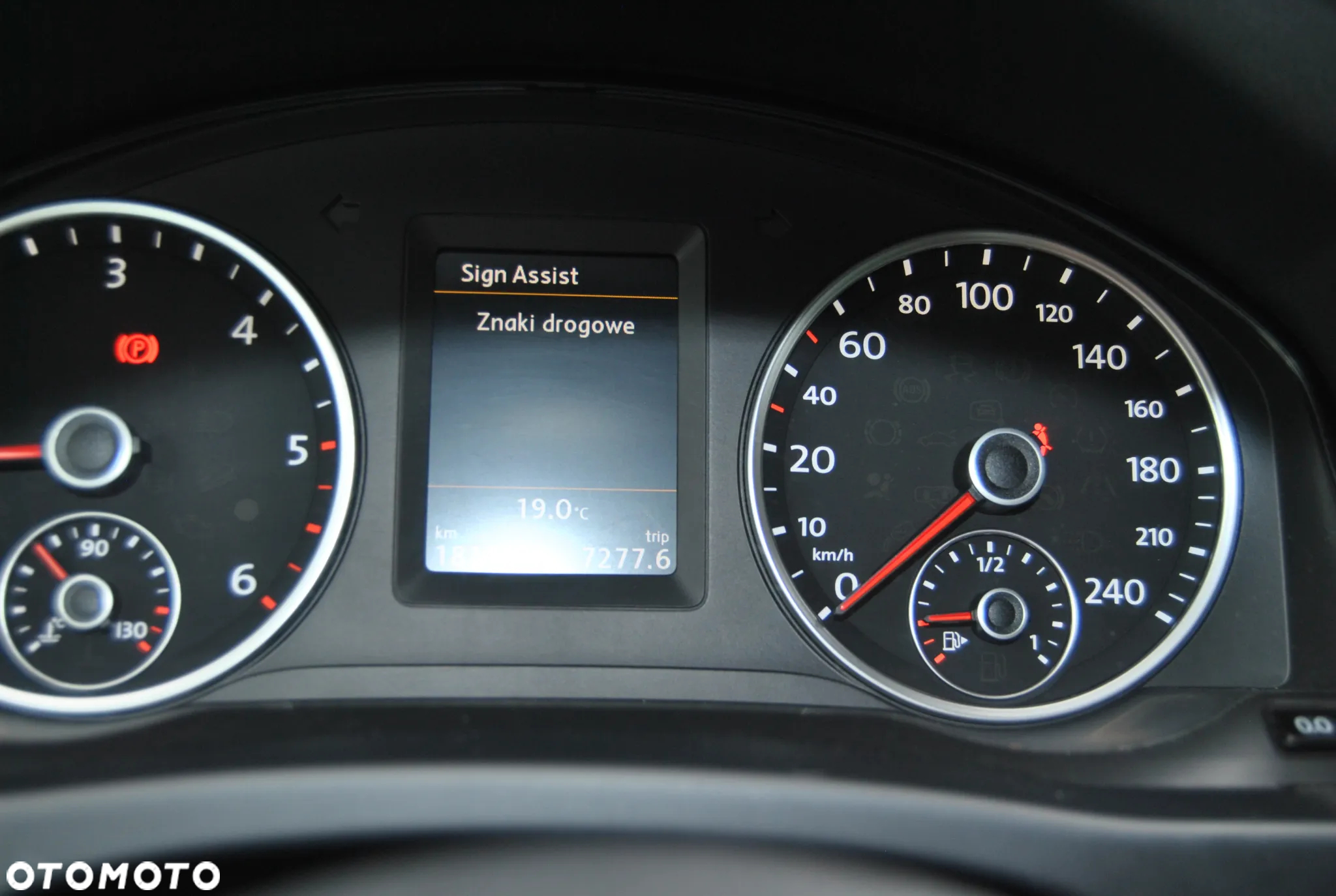 Volkswagen Tiguan 2.0 TDI 4Mot Perfectline R-Style DSG - 35