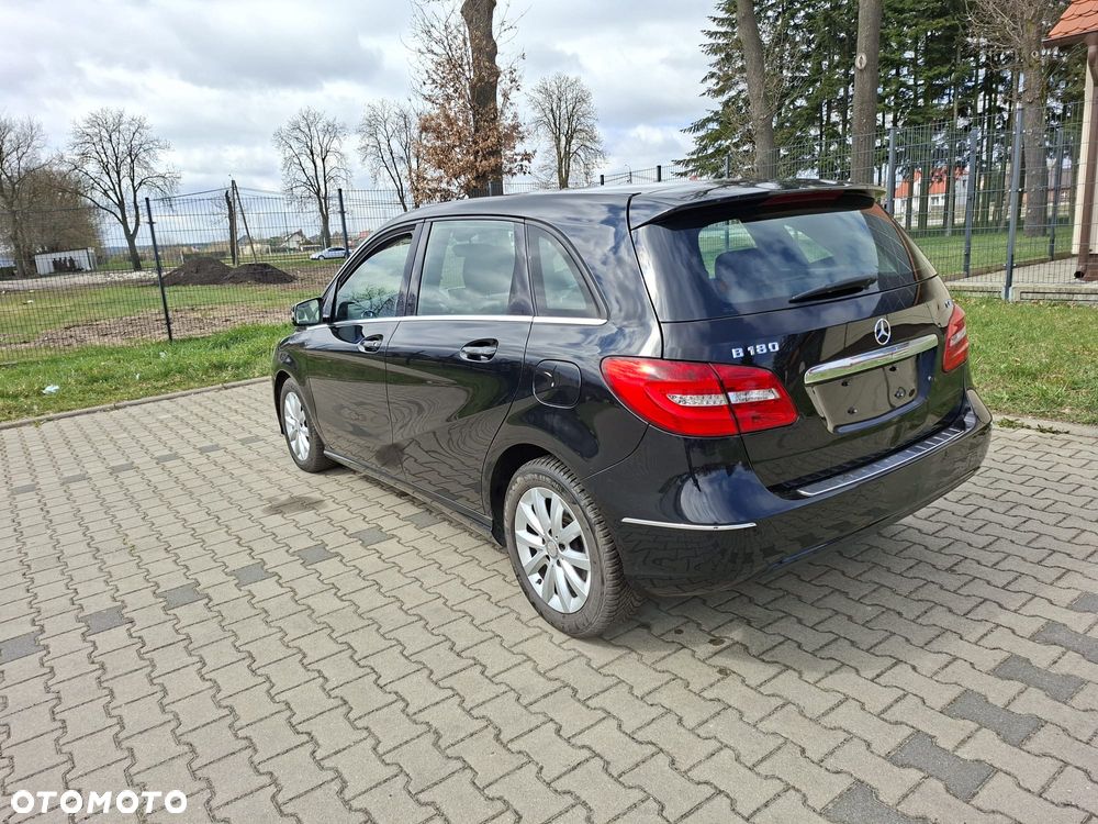 Mercedes-Benz Klasa B 180 CDI (BlueEFFICIENCY) 7G-DCT - 6