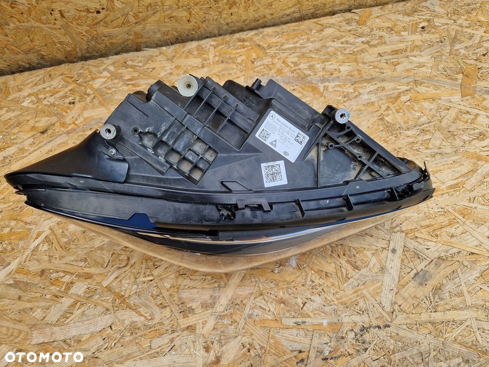 LAMPA PRAWA PRZÓD MULTIBEAM FULL LED MERCEDES B KLASA 247 - 5