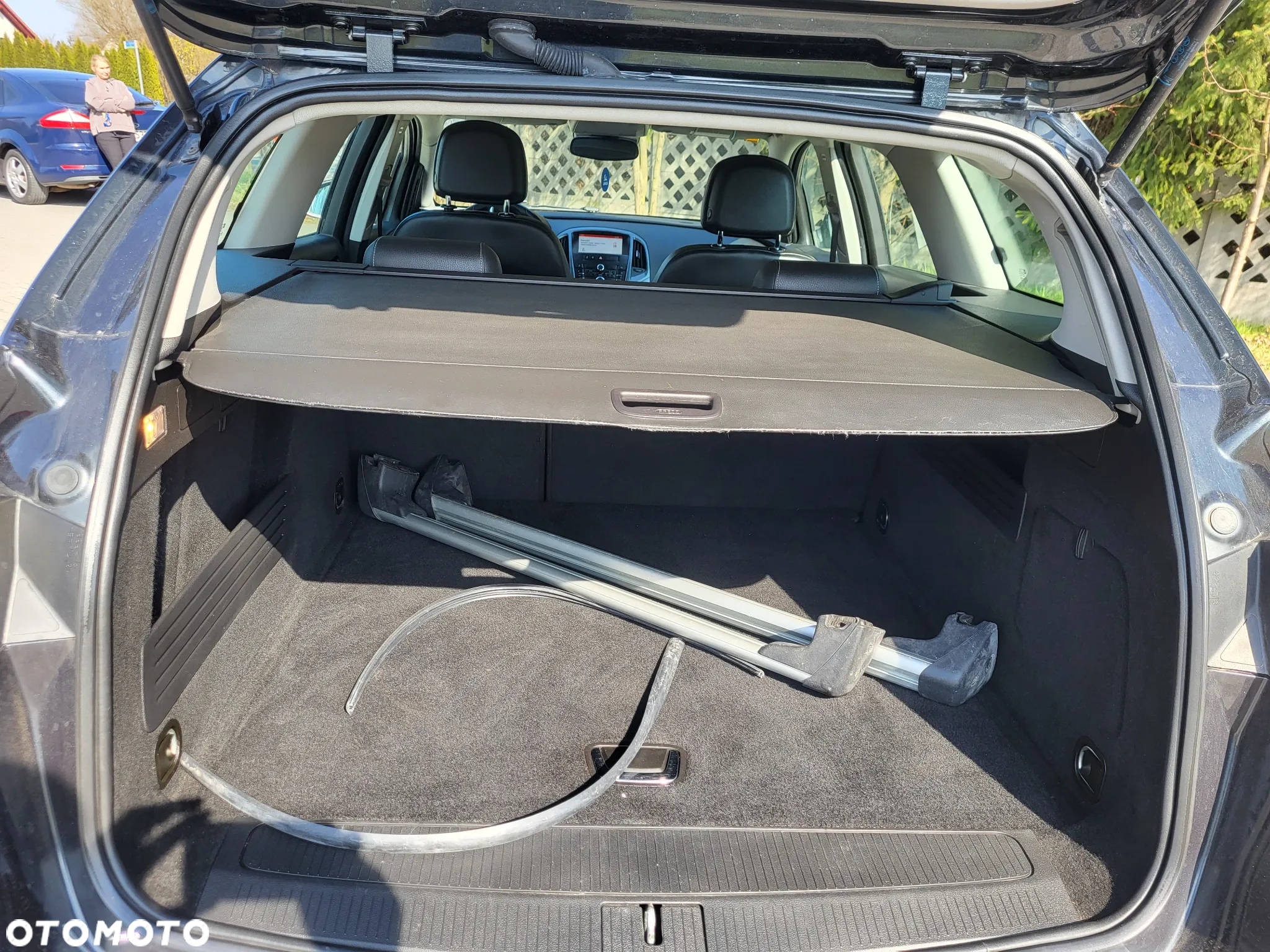 Opel Astra IV 1.4 T Cosmo - 15