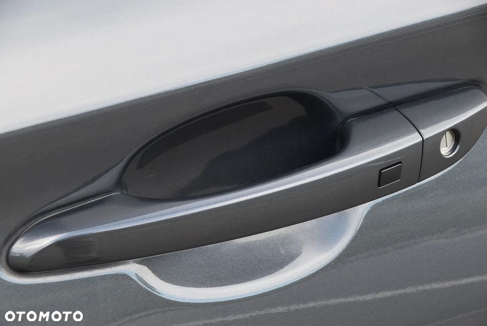 Hyundai Kona - 13