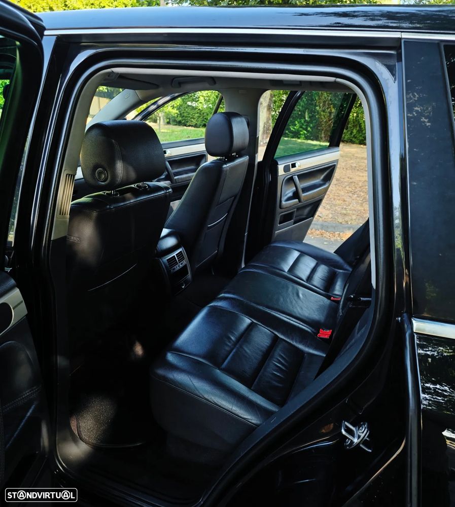 VW Touareg 3.0 TDI V6 - 26