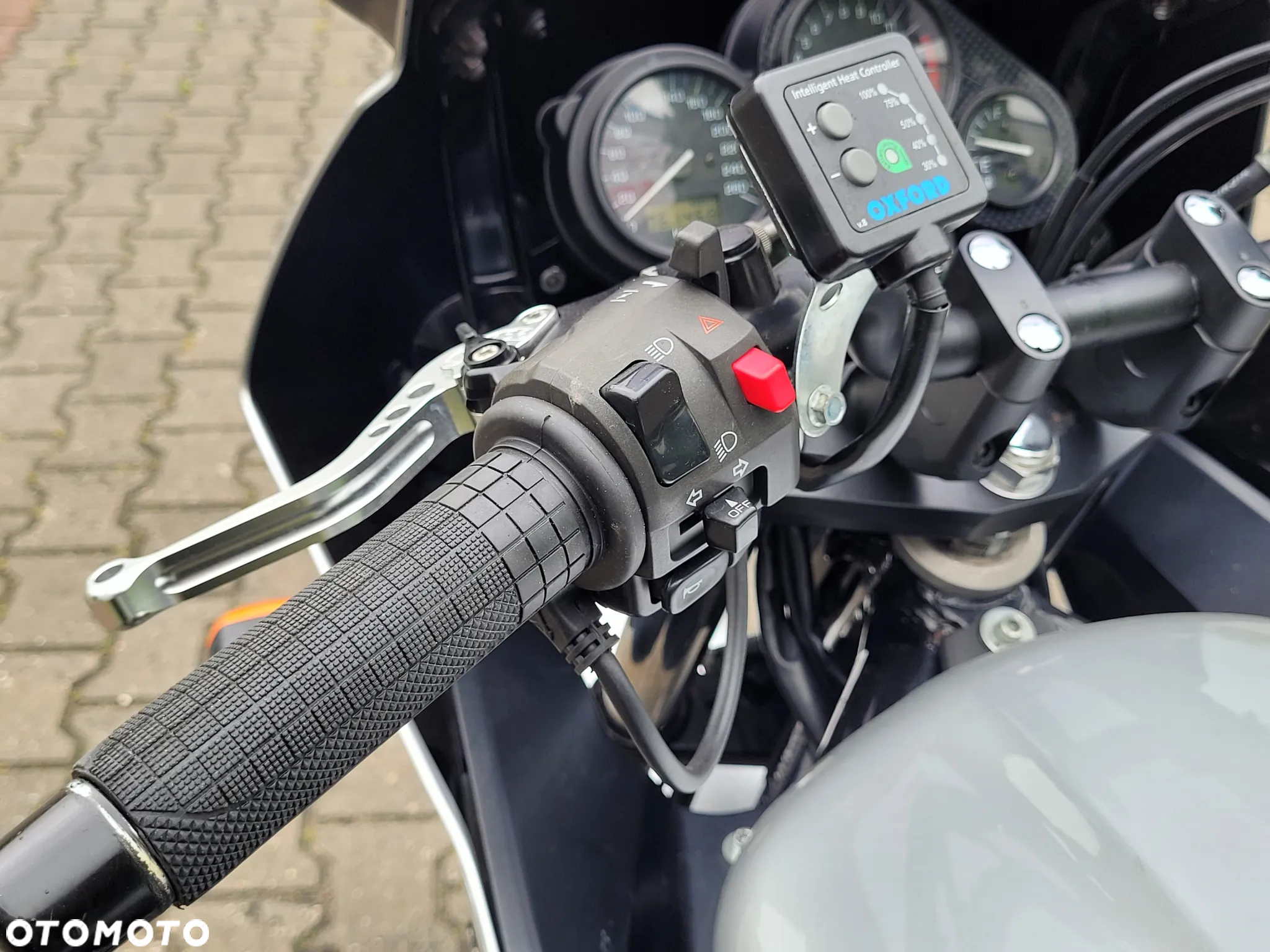Yamaha FZS - 16