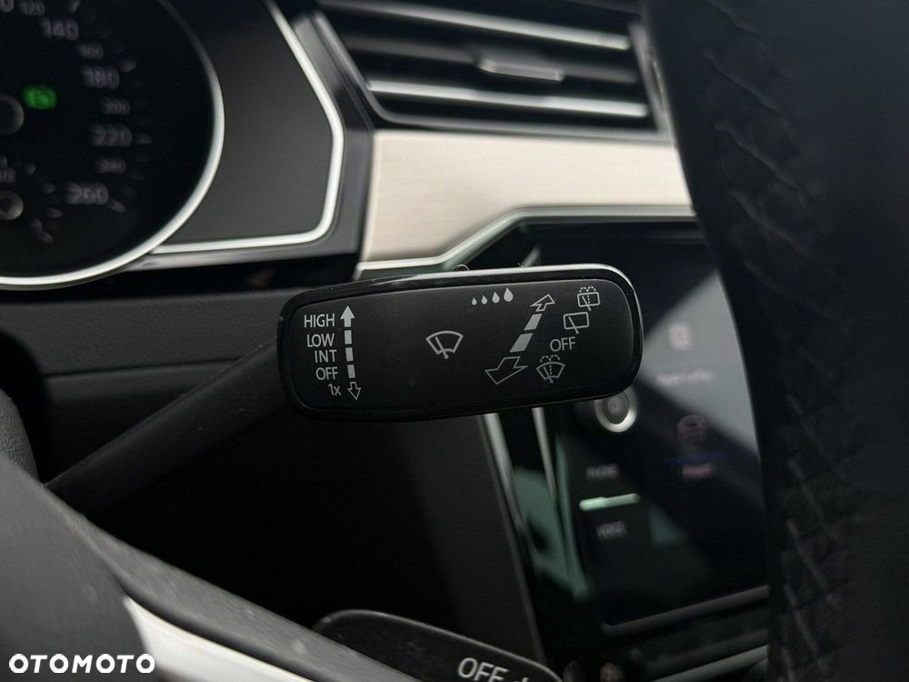 Volkswagen Passat 2.0 TSI Elegance DSG - 20