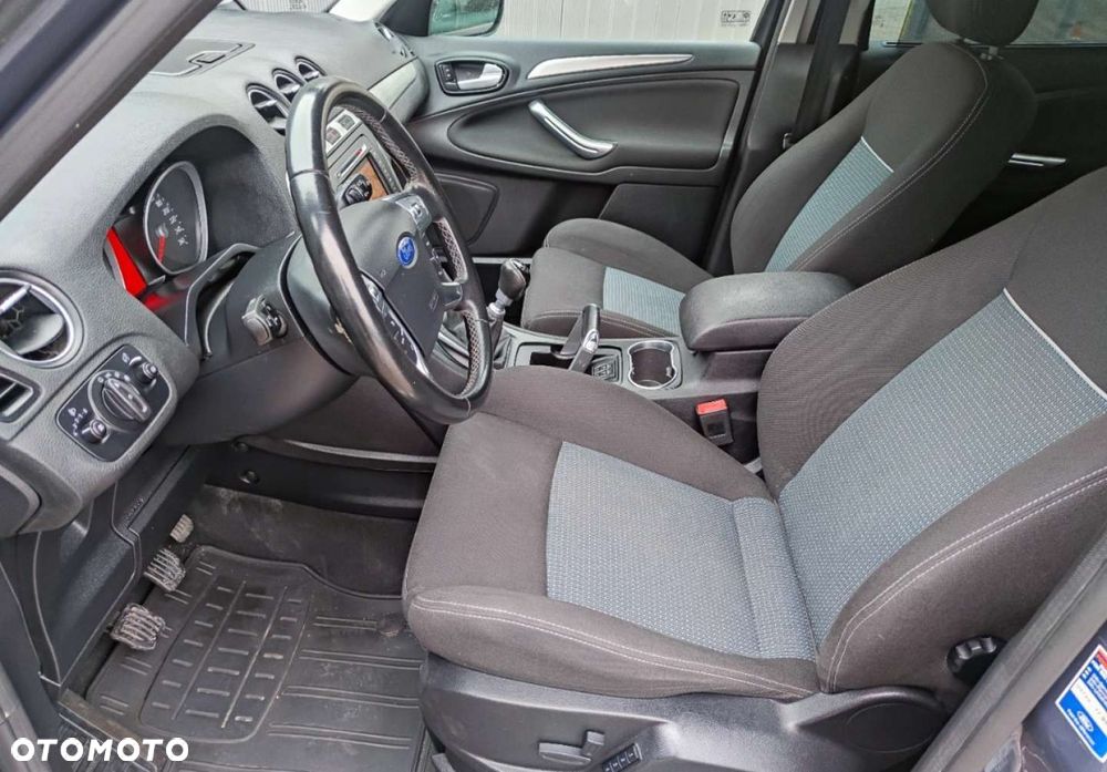 Ford S-Max 2.0 TDCi DPF Business Edition - 12