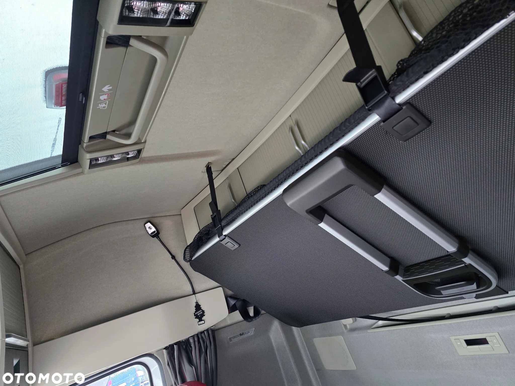 Volvo VOLVO FH 4 460  Lowdeck - 26