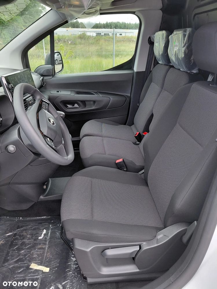 Opel Combo Cargo Furgon M Benzyna 110KM Manual - 6