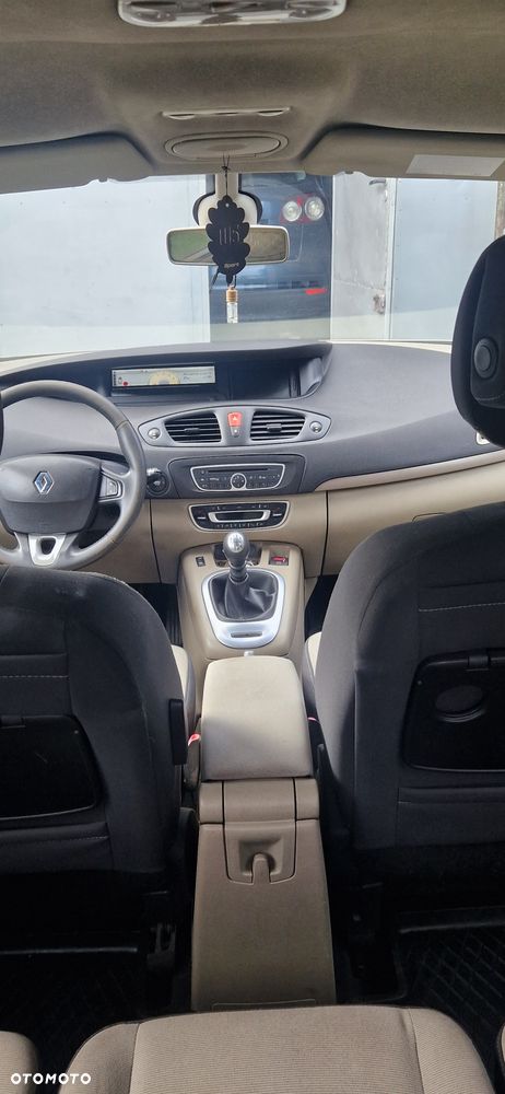 Renault Scenic - 6