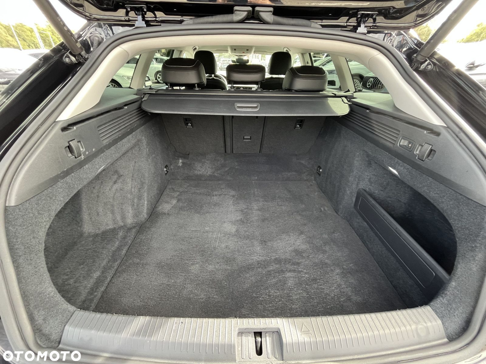 Volkswagen Arteon 2.0 TSI Elegance DSG - 19