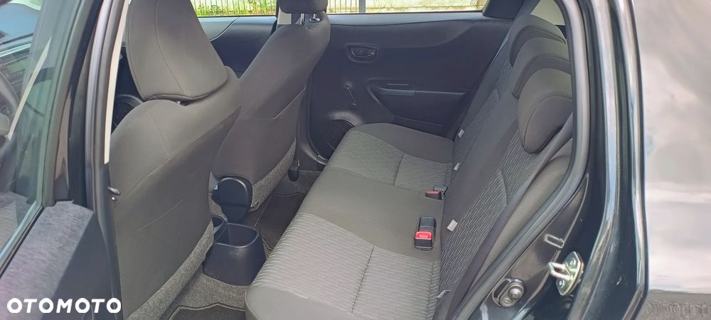 Toyota Yaris 1.0 VVT-i - 17