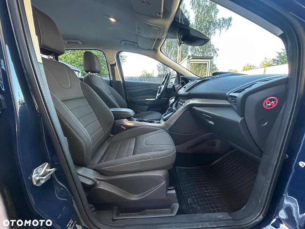 Ford Kuga 2.0 TDCi 4WD Trend - 24