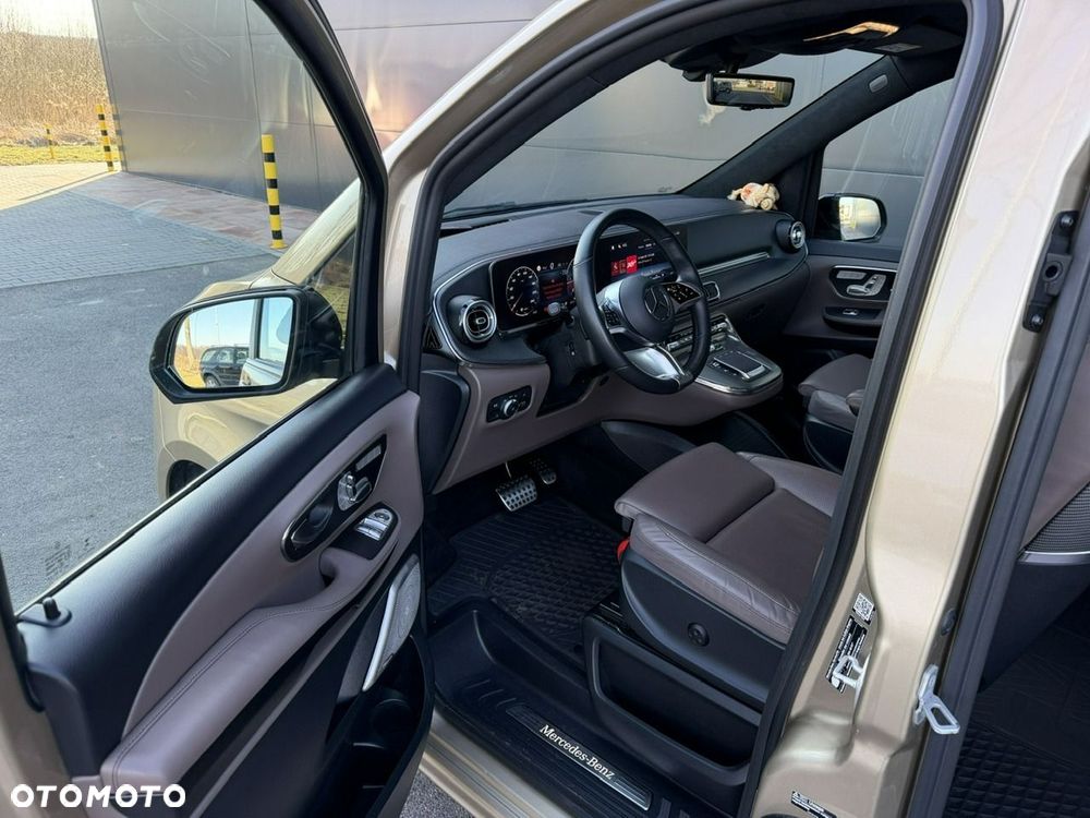 Mercedes-Benz Klasa V 300 d lang 4Matic 9G-TRONIC Exclusive - 9