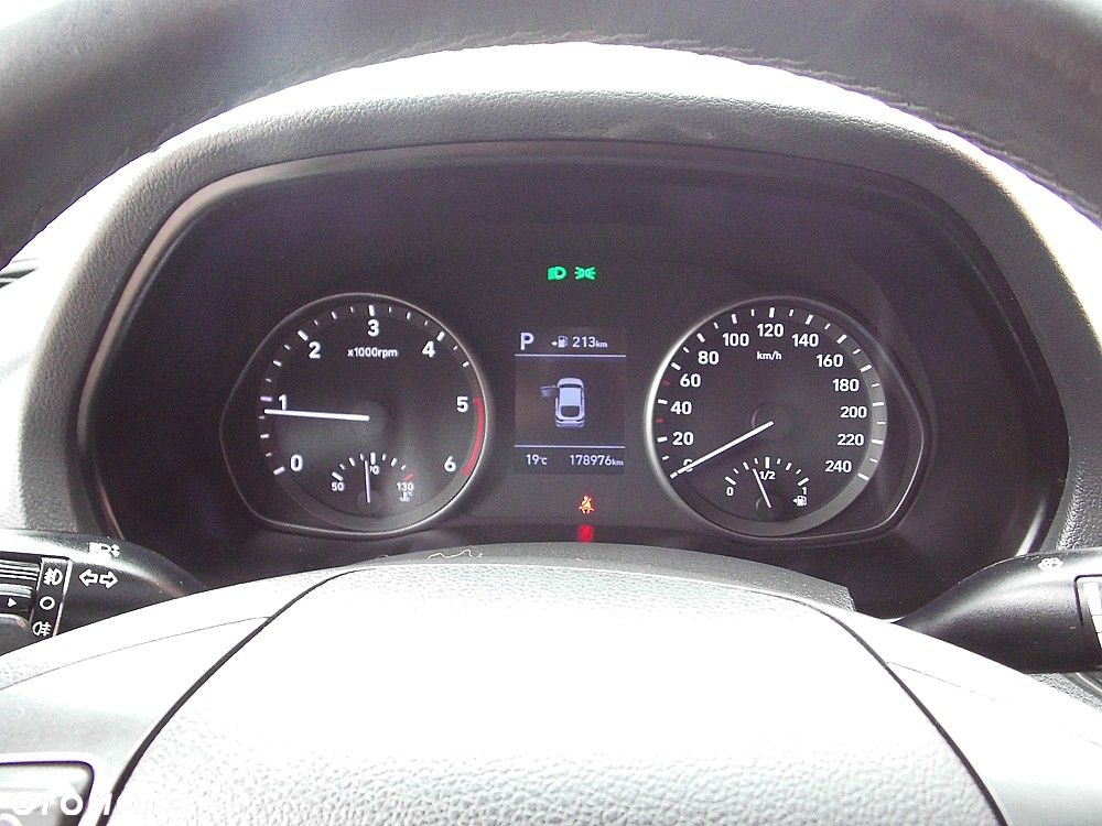 Hyundai i30 1.6 CRDI Premium DCT - 24