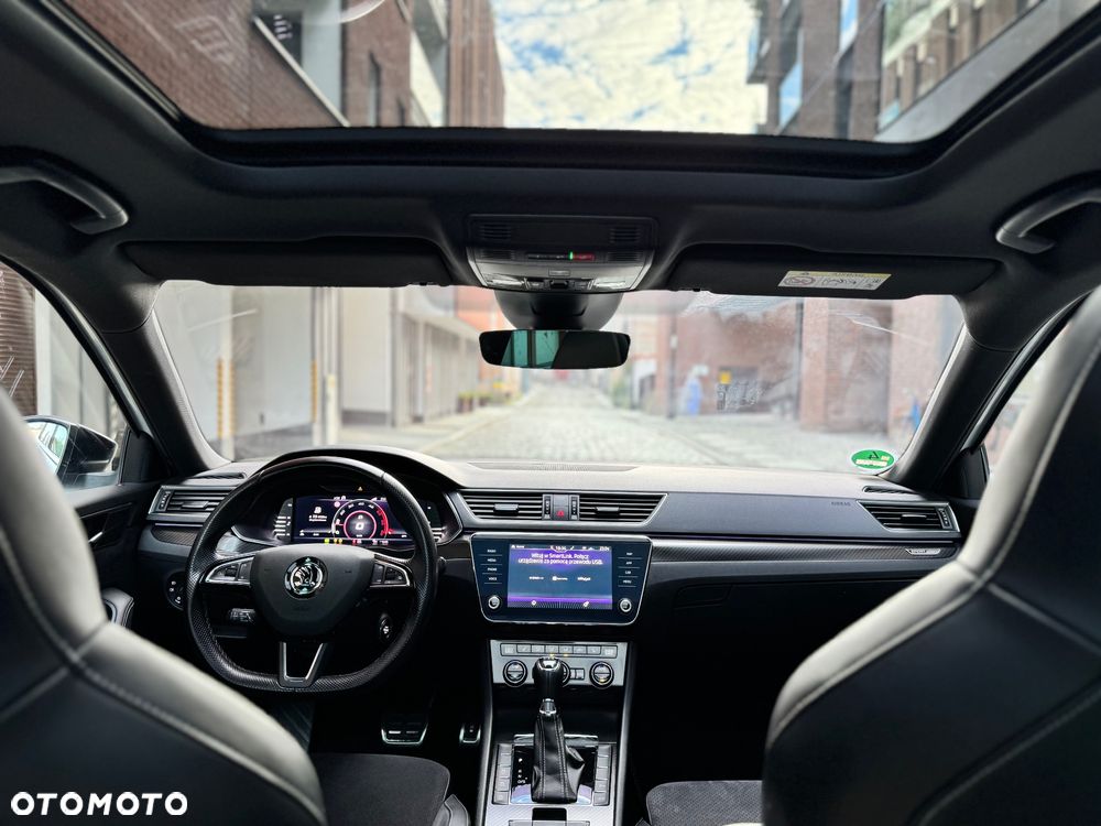 Skoda Superb 2.0 TDI SCR Sportline DSG - 34