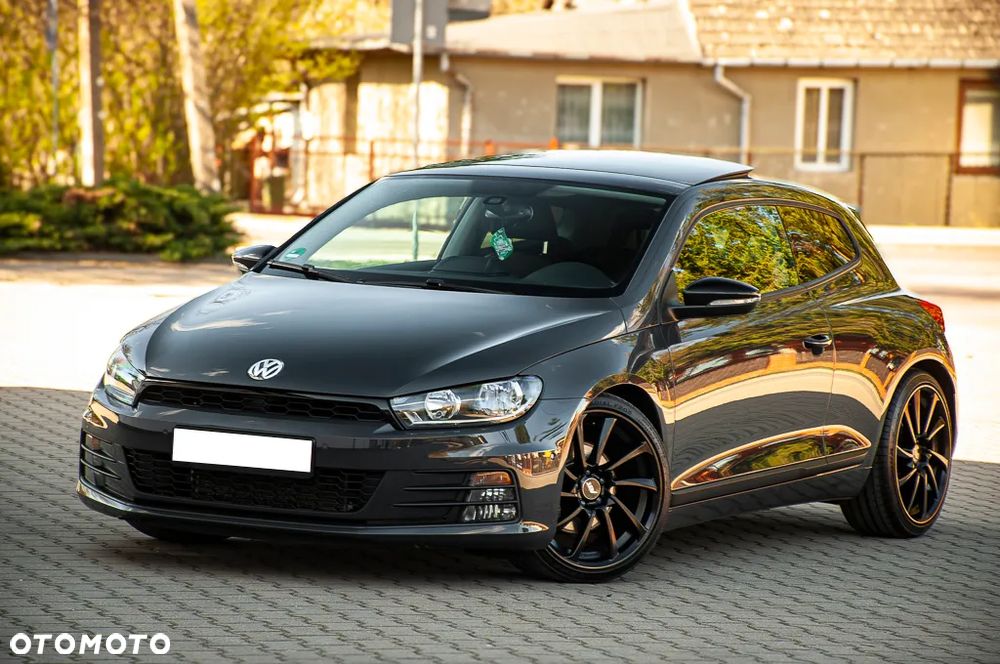 Volkswagen Scirocco 2.0 TSI (BlueMotion Technology) DSG - 7