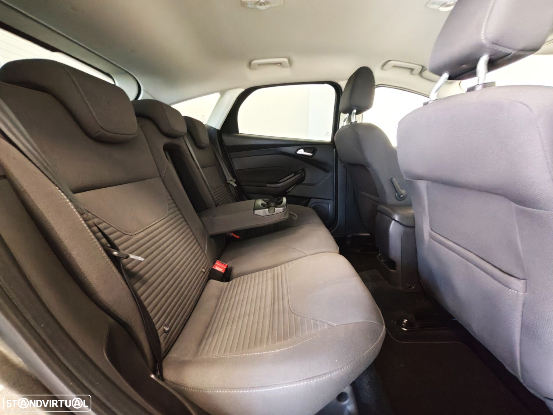 Ford Focus 1.0 SCTi Titanium - 54
