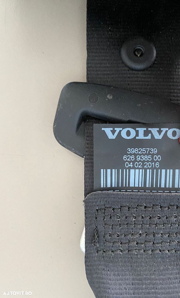 Centura dreapta spate Volvo XC90 2016-2023 39825739 - 2