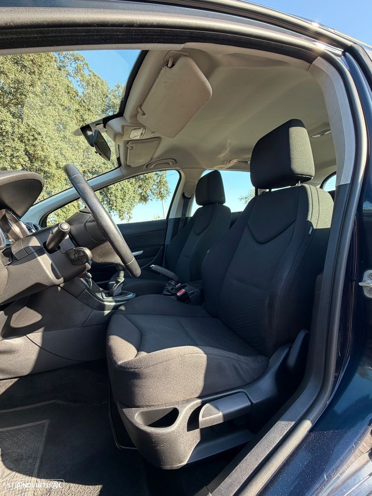 Peugeot 308 SW 1.6 HDi Allure - 11