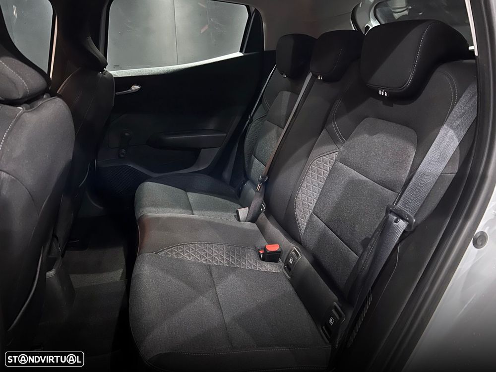 Renault Clio 1.6 E-Tech Intens - 26