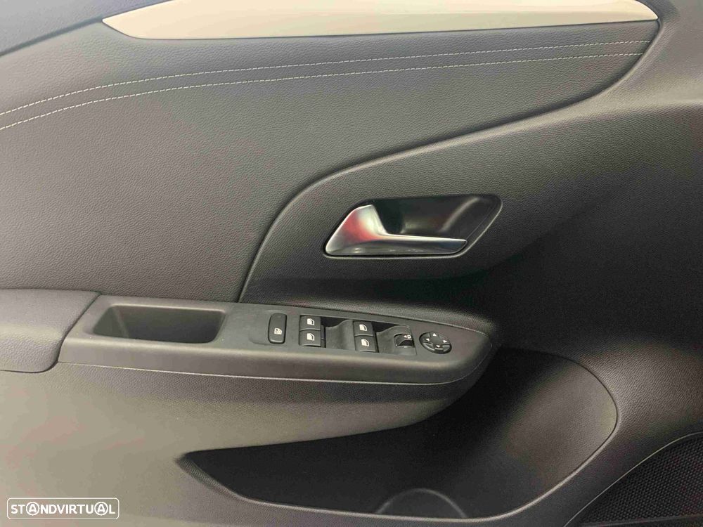 Opel Corsa 1.2 T GS - 11