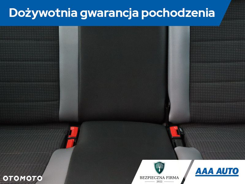 Renault Clio - 11