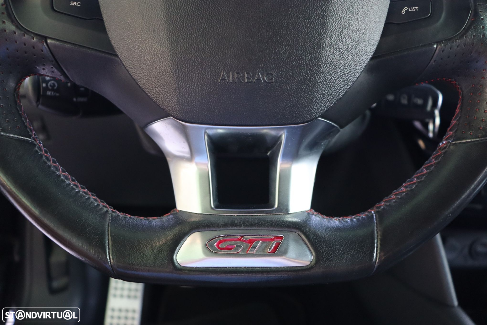 Peugeot 208 1.6 THP GTi - 17