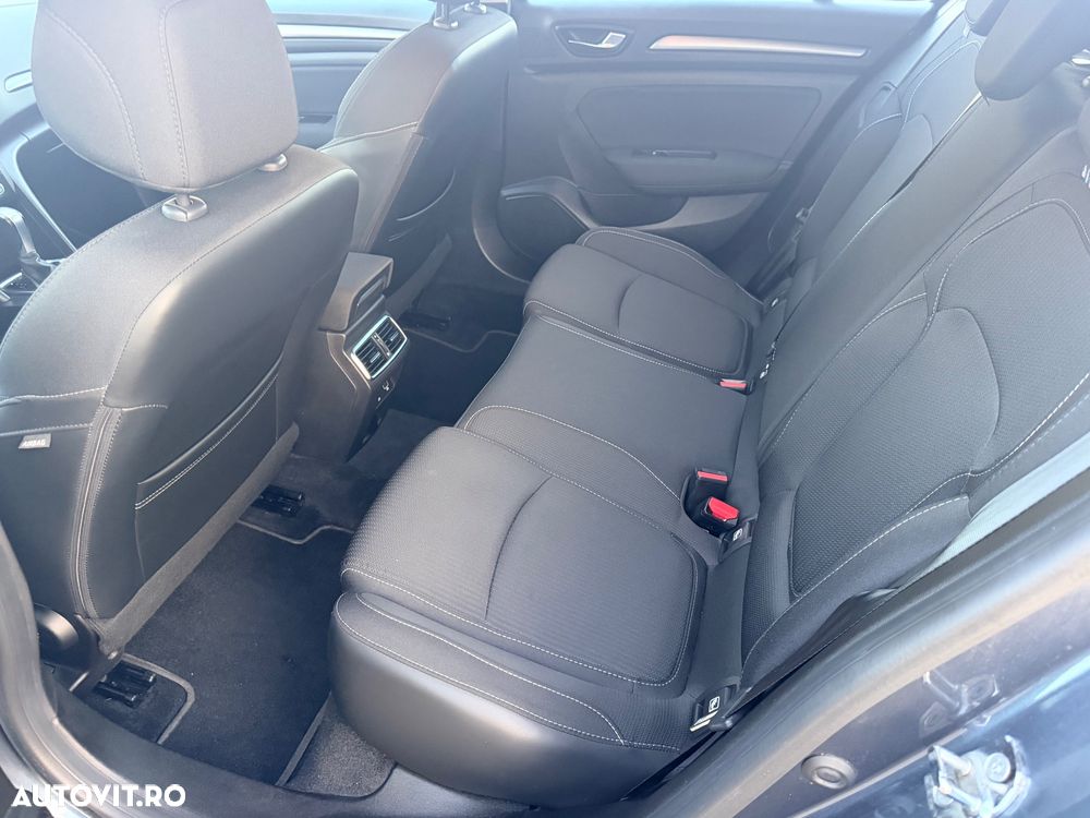 Renault Megane Blue dCi 116 EDC Zen - 16